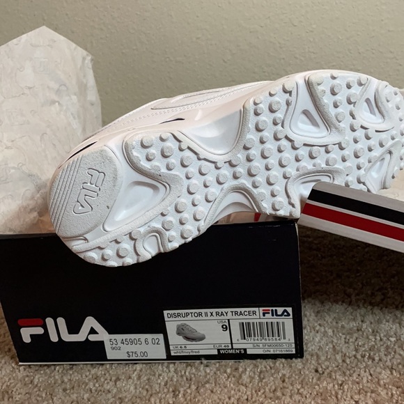Fila Women's Disruptor II Sneaker - Picture 4 of 5